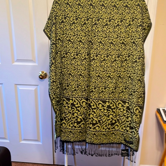 Ozsoy Aksesuar Navy & Green Fring Scarf Made in Turkey Size 26”x 70” NWT - Picture 1 of 6